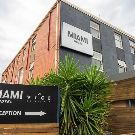 Miami Hotel Мелбърн Екстериор снимка